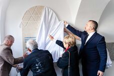 Felavatták Székelyudvarhely első állandó holokauszt-emlékművét