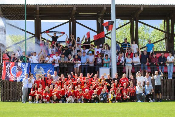 Ez is történt: nemzetközi kupában indul az FK Csíkszereda női csapata, az elitben maradtak a magyar hokisok