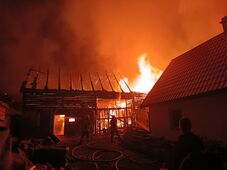 Lakóház és több gazdasági épület gyulladt ki Szentegyházán