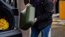 Hargita megye: négyszáz liter gázolajat lopott el öt, 18 és 20 év közötti fiatal