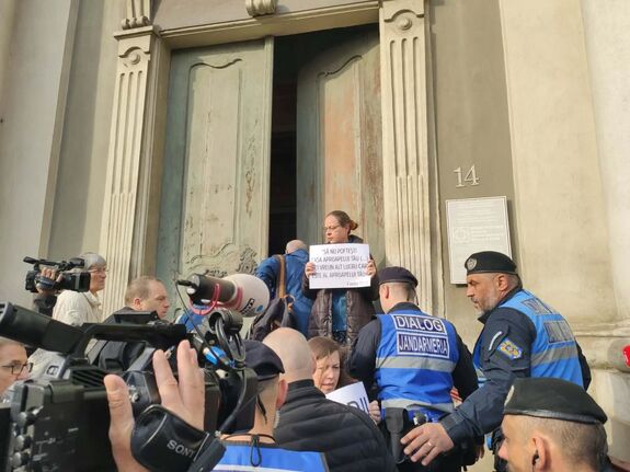 Nemzetközi fellépést sürget az EMNT a nagyváradi premontrei rendház ügyében