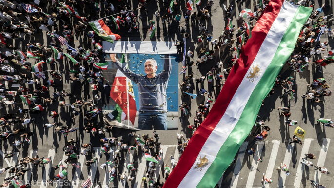 Összeomlik vagy bekeményít az iráni rezsim?