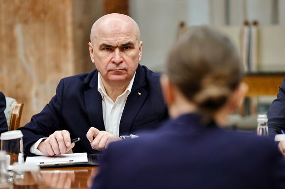 A jobb jövő reményének közvetítését várják Bolojantól 