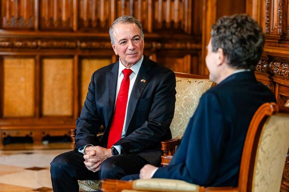 Szorosabb védelmi és energetikai együttműködést ígér az új amerikai nagykövet