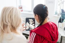 Minden tizedik szülés tinédzser anyához köthető – Egészségnevelést sürgetnek a civilek