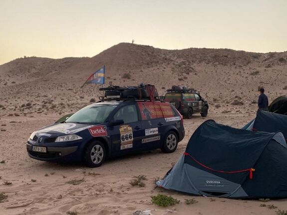 Eseménydús napokon vannak túl a Budapest–Bamako Rally csíkcsicsói résztvevői