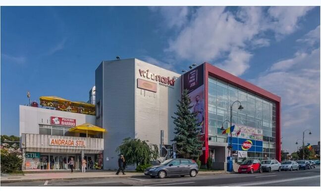 Plázát vásárolt egy erdélyi városi önkormányzat