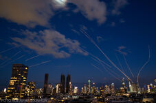 „Egy több tíz tonnás rakéta nem kismiska” – Töretlen a hadviselés támogatása Izraelben