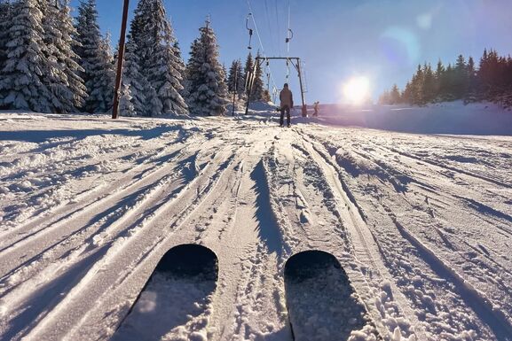 Ezen a hétvégén még lehet sízni a Hargita megyei sípályákon