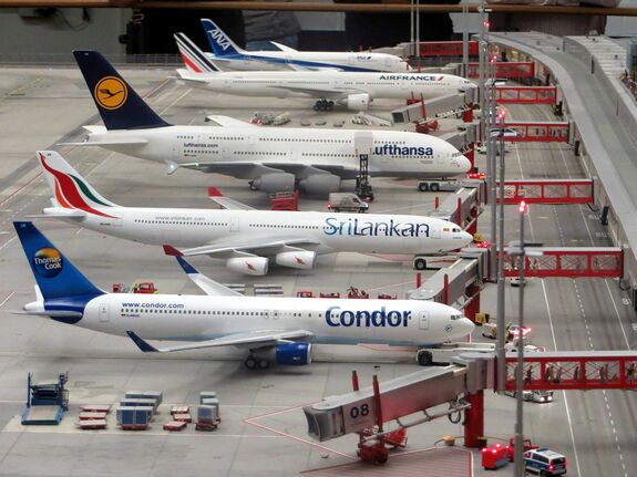Utasok, figyelem! Sztrájkot hirdettek a Lufthansánál