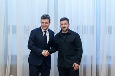 Zelenszkij Romániában: Nicușor Dannal és Ilie Bolojannal is tárgyal az ukrán elnök