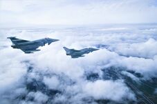 Újabb drónokat észleltek a határnál – Két Eurofightert küldtek a térségbe