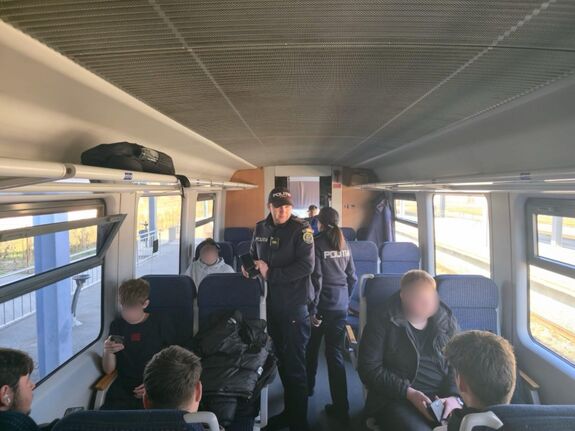 Razziák a vonatokon: több mint 600 ezer lejnyi bírságot rótt ki a rendőrség