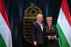 Magyar állami kitüntetést kapott Hegedüs Csilla a Bánffy-kastély felújításáért