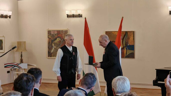 Magyar állami kitüntetésben részesült Tamás Sándor