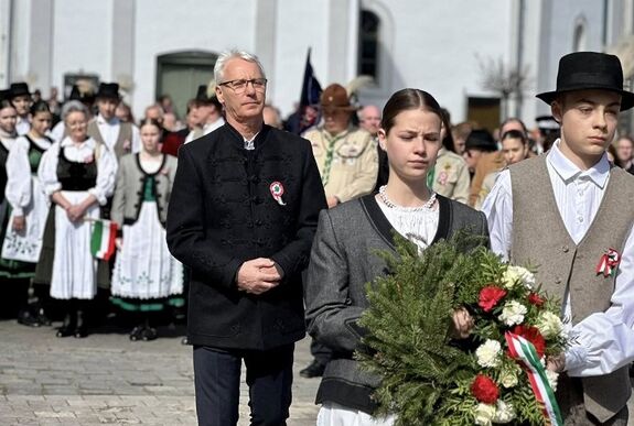 Átadták a megújult katolikus óvodát Ülkén