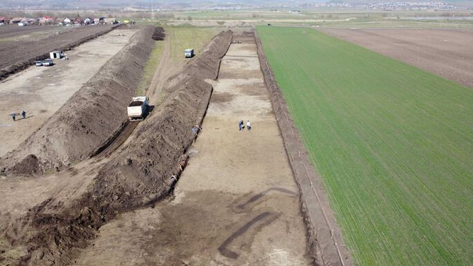 Tömegsír gyerekekkel: római kori temetőt tártak fel Maroskeresztúron