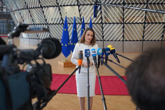 Ţoiu Iránról: Nincs közvetlen fenyegetés