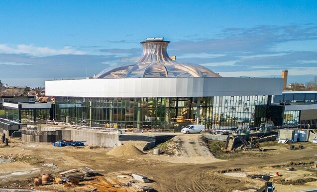 Így áll a nagyszalontai élményfürdő építése