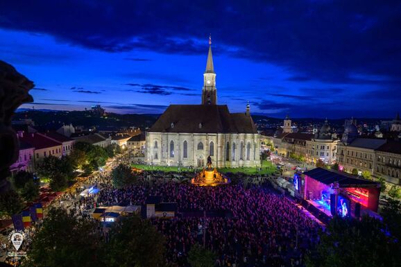 „Tárt kapukkal”, új helyszínnel és neves fellépőkkel vár a 17. Kolozsvári Magyar Napok
