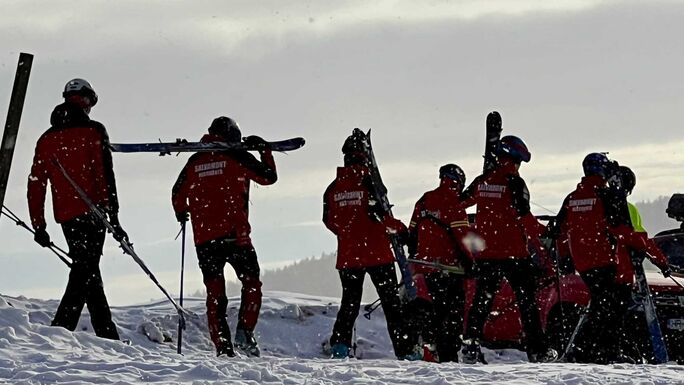 Jegesek, havasak a hegyi turistautak Hargita megyében