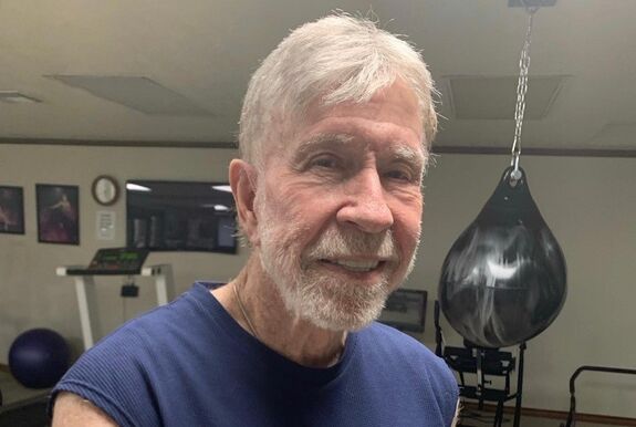 FRISSÍTVE: Chuck Norris kórházban (VIDEÓ)