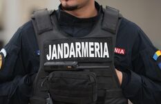 Egy pénzzel kitömött övtáskát talált a szolgálaton kívüli csendőr – Mit tett? (VIDEÓ) 