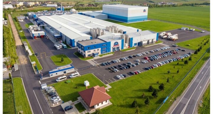 Többmillió eurós fejlesztést hajt végre a legnagyobb erdélyi tejgyár