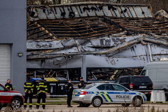 Palesztinbarát szabotázs Csehországban: húsz évet is kaphatnak a gyújtogatók