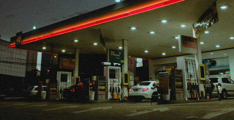 Fontosabb a kormánynak az áfa(bevétel), mint az üzemanyagok ára