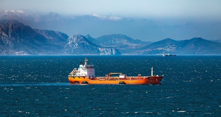 Húsz tartályhajó haladt át a Hormuzi-szoroson