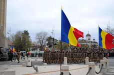 Húsz év után a szakadék szélén: Románia katonai dilemmái a NATO bizonytalan jövőjében