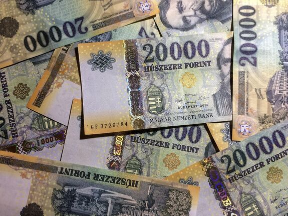 Kiürítették Orbánék az államkasszát, brutális a negyedéves magyar költségvetési hiány