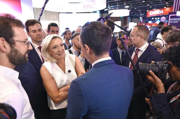 Büntetőügyekkel a szélsőjobboldali vezetők ellen? –  A politológus szerint visszaüthet a stratégia