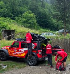 Szakadékba zuhant egy motoros az Iezer-Păpușa-hegységben
