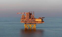 Örül Bolojan a fekete-tengeri földgáz kitermeléséhez szükséges platform befejezésének