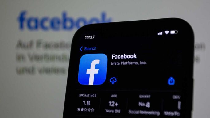 Megint akadozik a Facebook és a Messenger