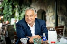 Orbán Viktor beszédére készül Tusványos