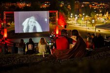 Elrajtolt a City in the Park: játék, zene és szabadtéri filmvetítés a marosvásárhelyi Cserealja parkban