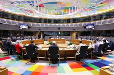 Vétók és kivételek: így puhult fel az EU huszonegyedik szankciós csomagja
