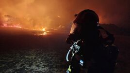 Két héttel meghosszabbították a román tűzoltók franciaországi küldetését