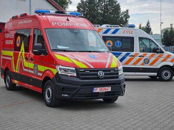 Hat új mentőautóval bővült a Hargita megyei katasztrófavédelem járműparkja