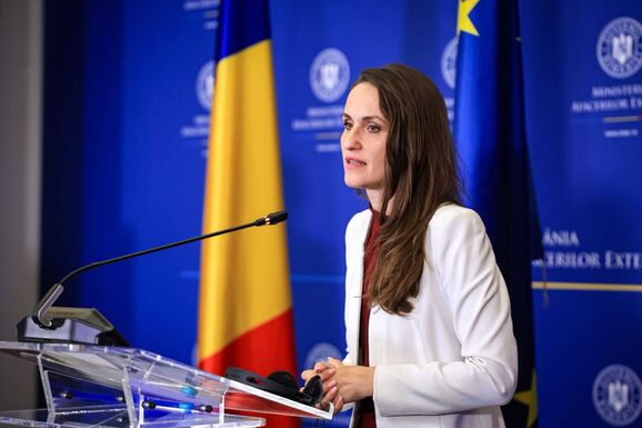Oana Ţoiu üzenetváltása Marco Rubióval