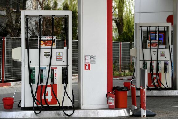 Közelít a 11 lejhez a gázolaj ára