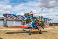 Közel százéves asszony a wing walking világrekordere