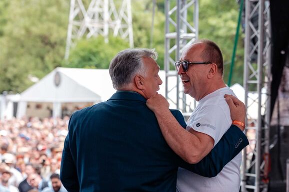 Politikai vihar Tusványos körül, a szabadegyetem jövője a tét