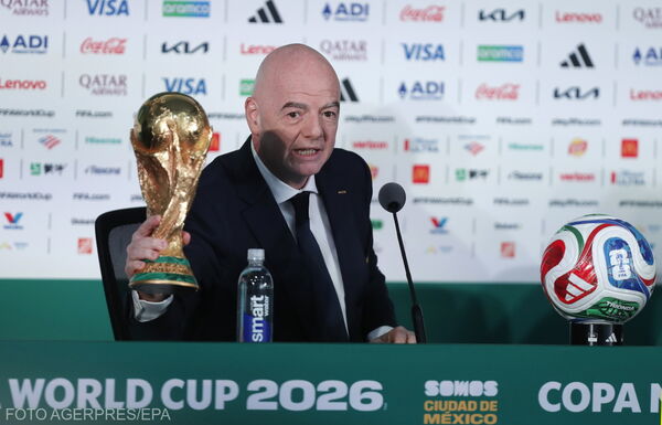 Forrong a futballvilág: Infantino megbuktatásán dolgozik az UEFA