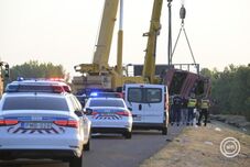 Tizenketten haltak meg egy magyarországi közúti balesetben