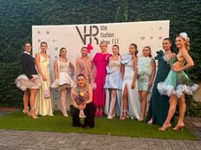 Arany Jánostól a Glamour-gáláig Varga Rákhel nagyszalontai divattervezővel