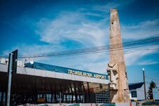 Megújul a Marosvásárhelyi Transilvania Repülőtér bejáratánál álló Aurel Vlaicu-emlékmű (X)